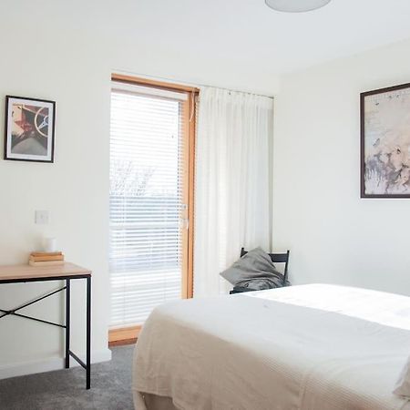 2 Bed 2 Bath Apartment With Canal View ดับลิน ภายนอก รูปภาพ